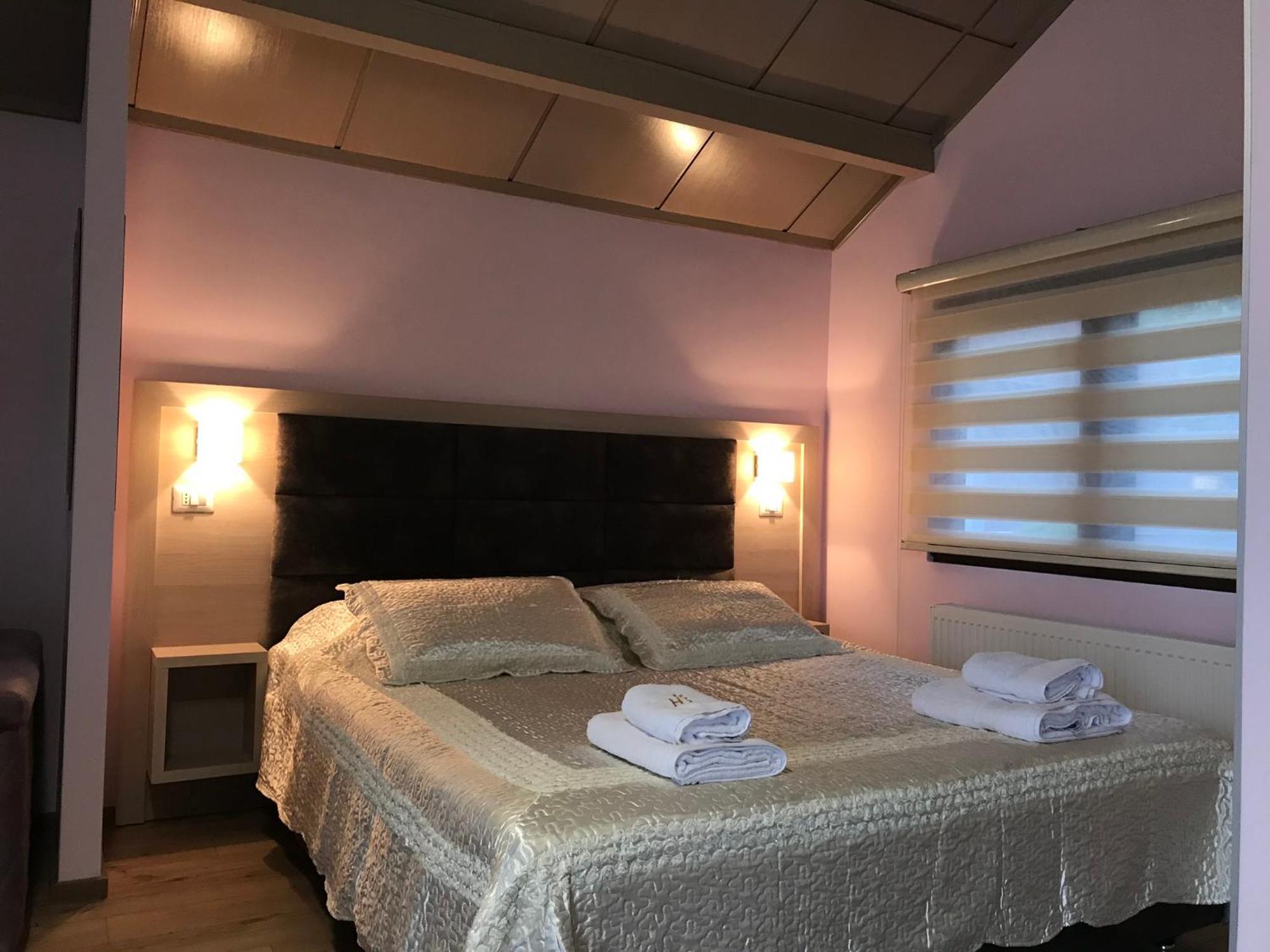 Hotel Lyhnidas Udenisht Екстер'єр фото