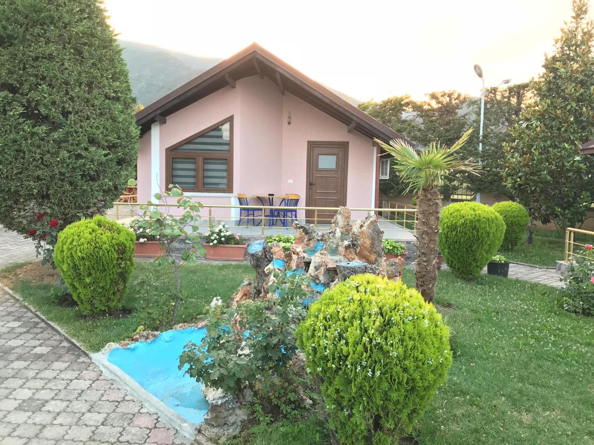 Hotel Lyhnidas Udenisht Екстер'єр фото
