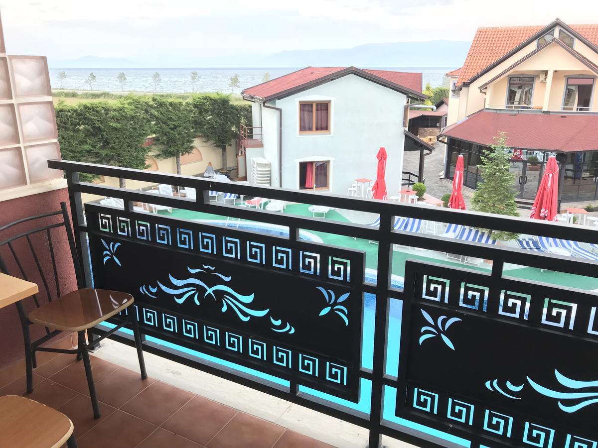 Hotel Lyhnidas Udenisht Екстер'єр фото