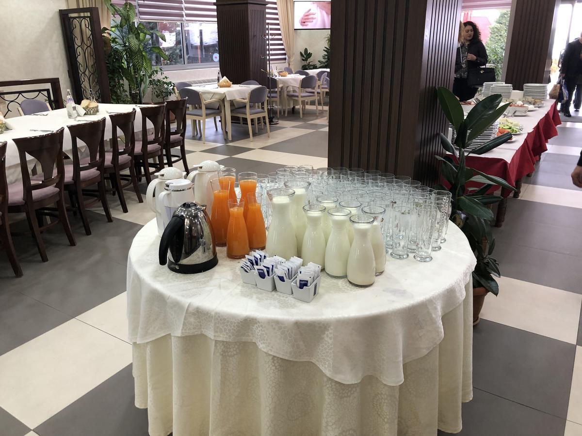 Hotel Lyhnidas Udenisht Екстер'єр фото