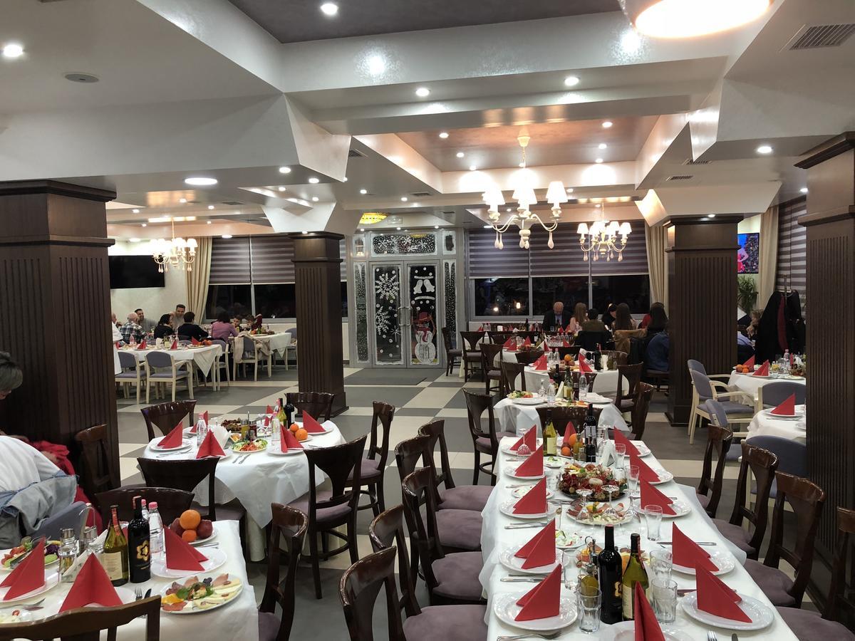 Hotel Lyhnidas Udenisht Екстер'єр фото