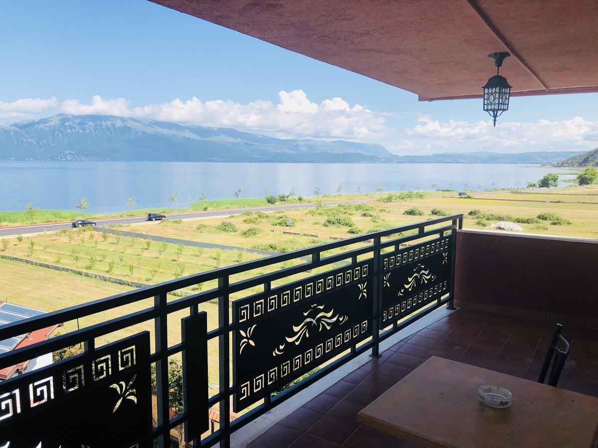 Hotel Lyhnidas Udenisht Екстер'єр фото