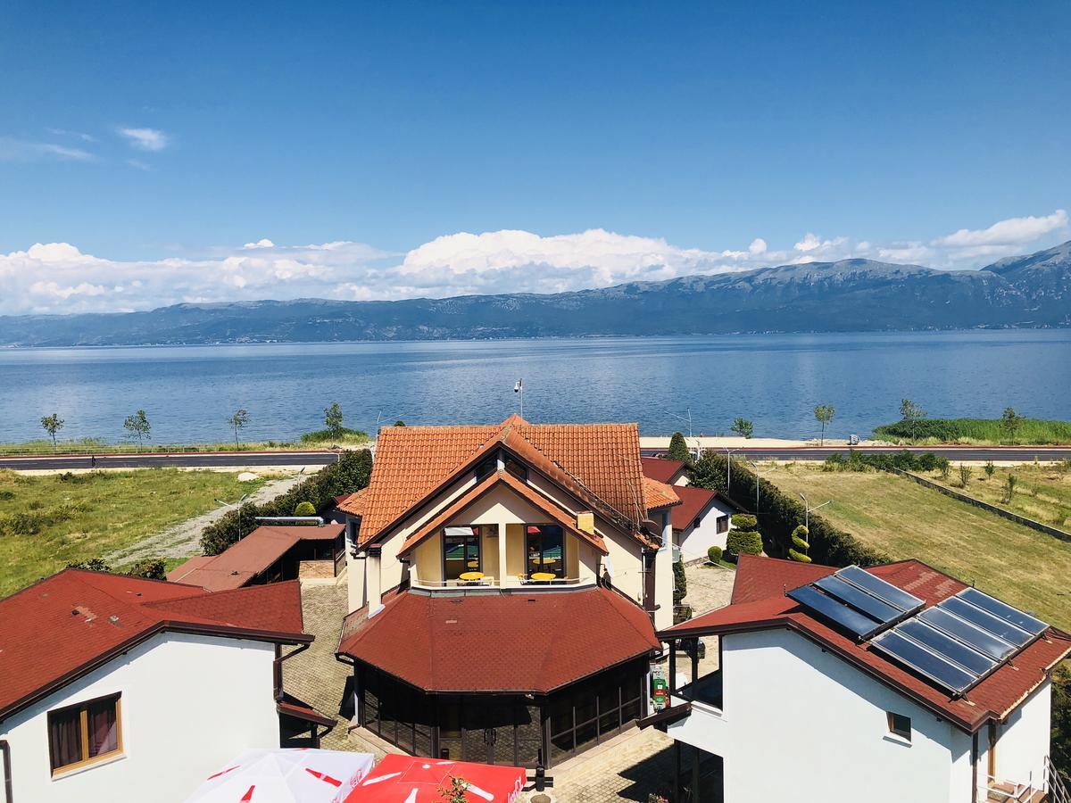 Hotel Lyhnidas Udenisht Екстер'єр фото